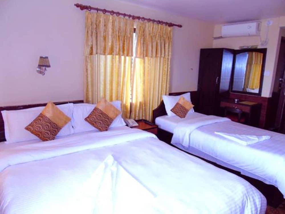 Hotel View Point Pokhara Exterior foto