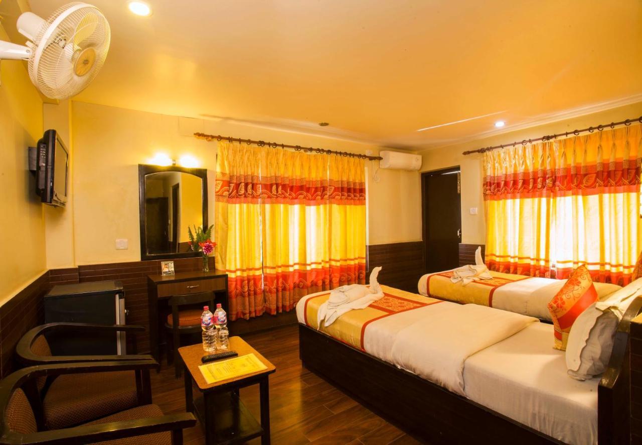 Hotel View Point Pokhara Exterior foto
