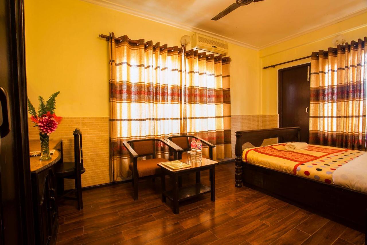 Hotel View Point Pokhara Exterior foto