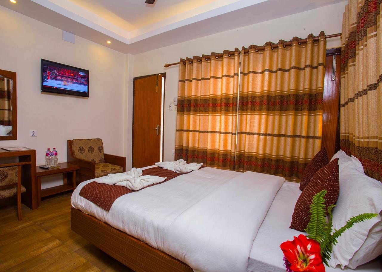 Hotel View Point Pokhara Exterior foto